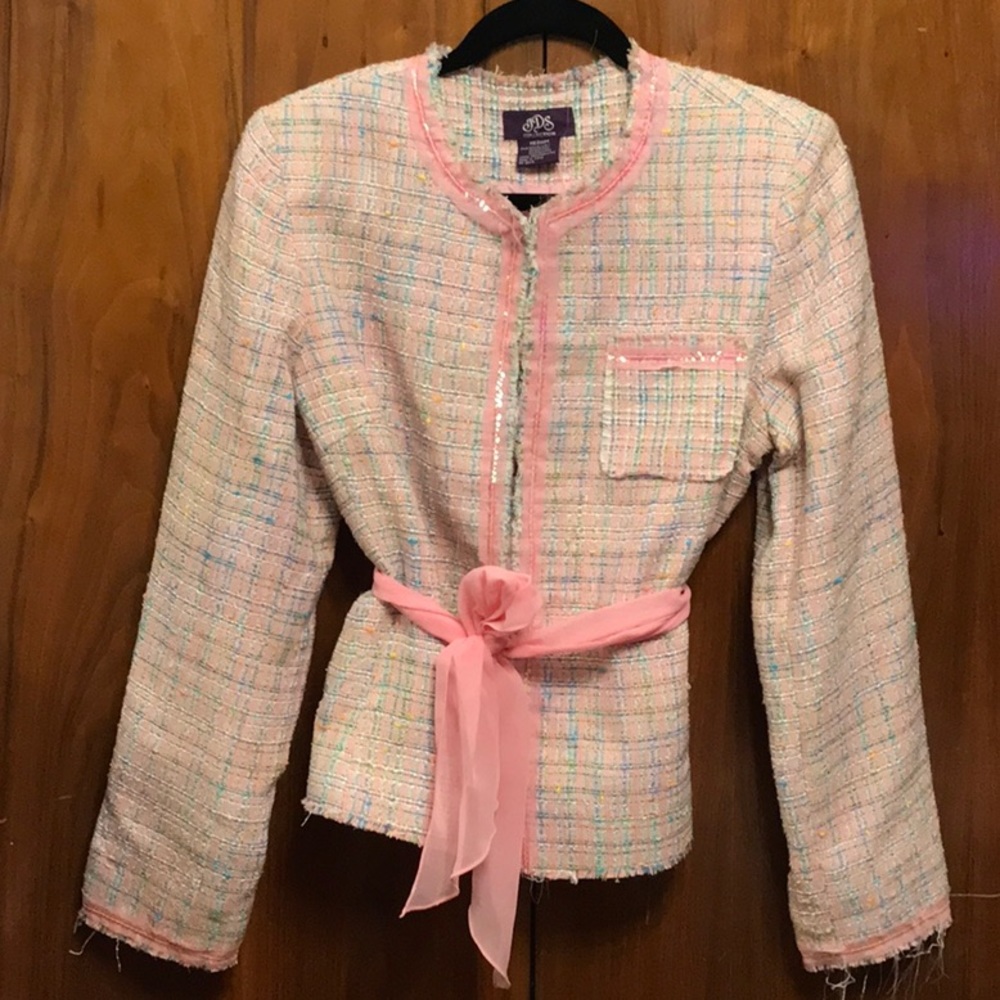 Pink lightweight tweed suit. Jacket Med Skirt 6